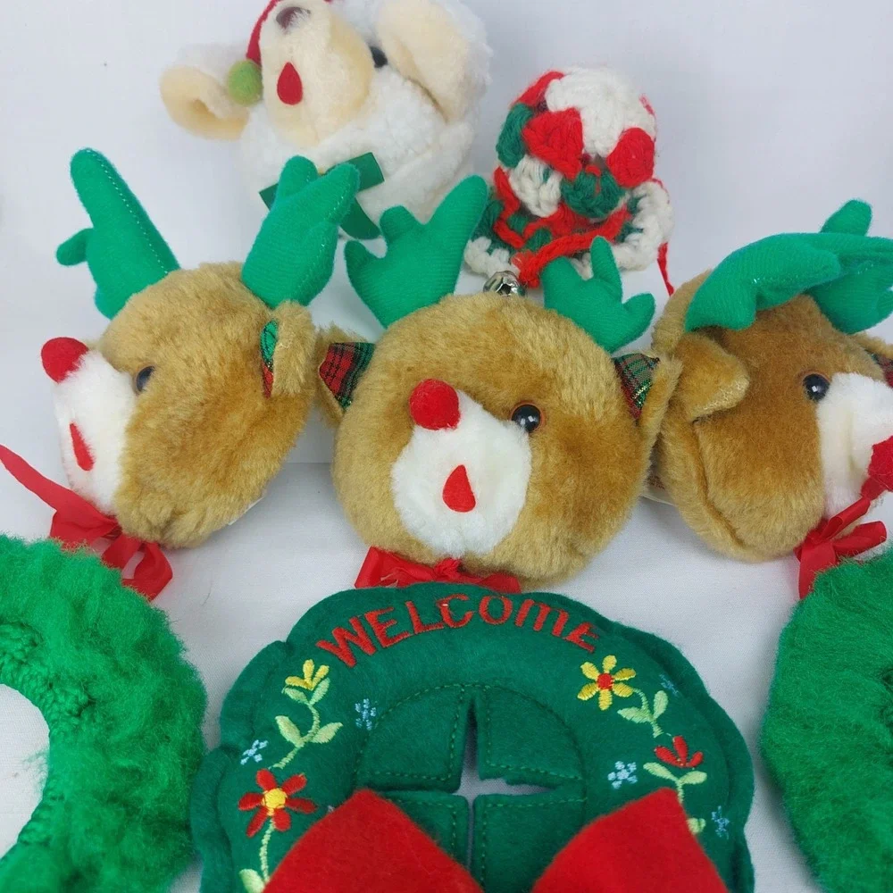 8 Vintage Christmas Door Knob‎ Covers Knobbies Bear Lamb Handmade Wreath Crochet